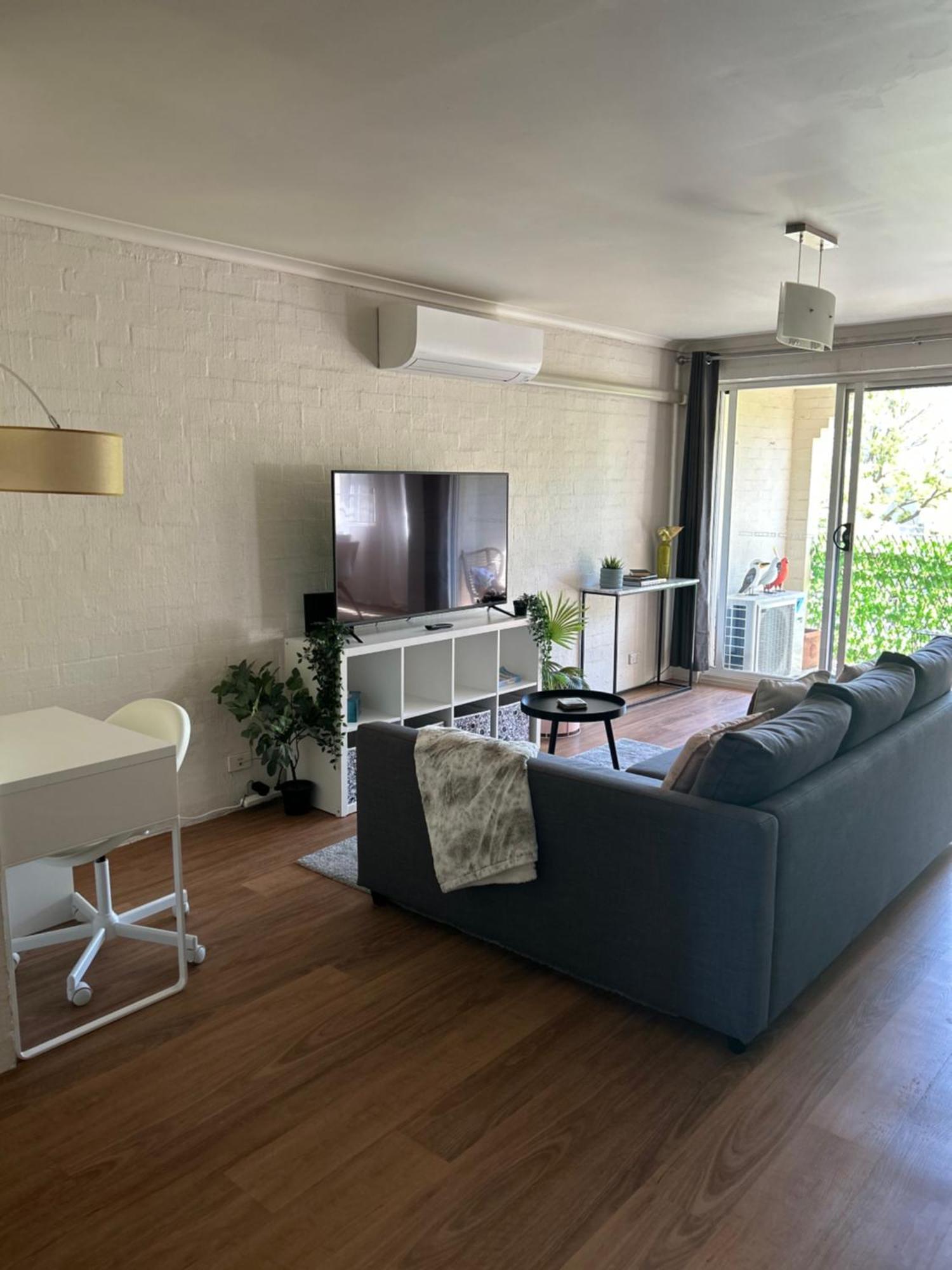 Apartment Plush 2 Bedroom *